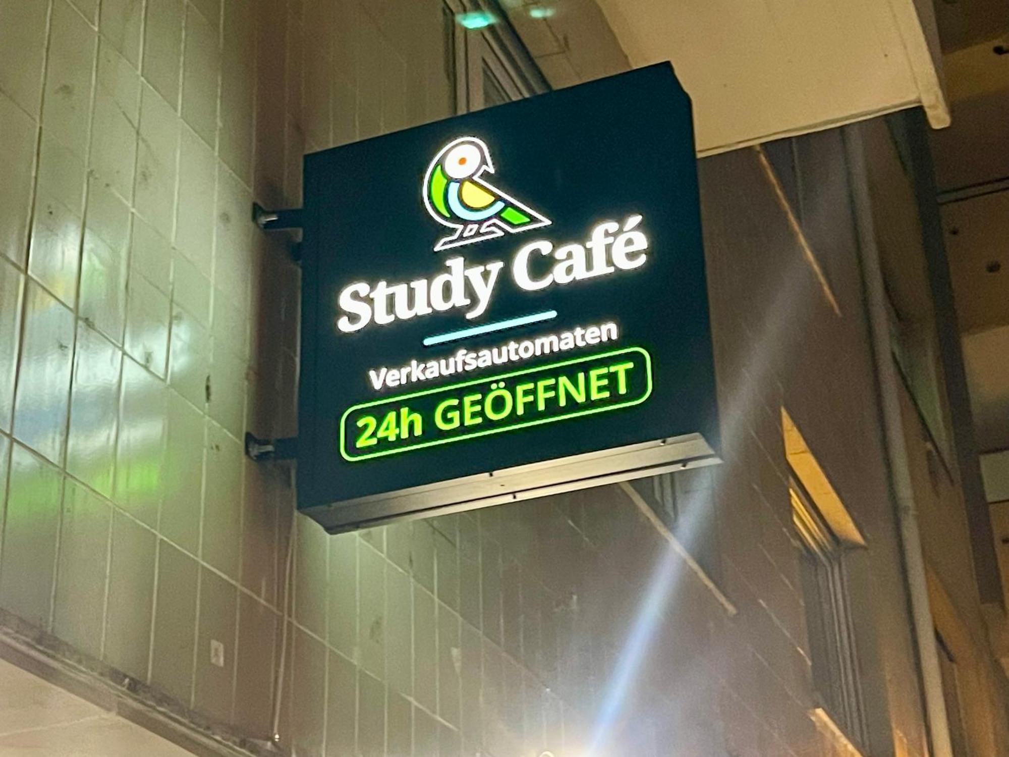 Neu Wunderschoenenes Weisses Apartament Am Schloessle Zentrum Goldstadt 普福尔茨海姆 外观 照片