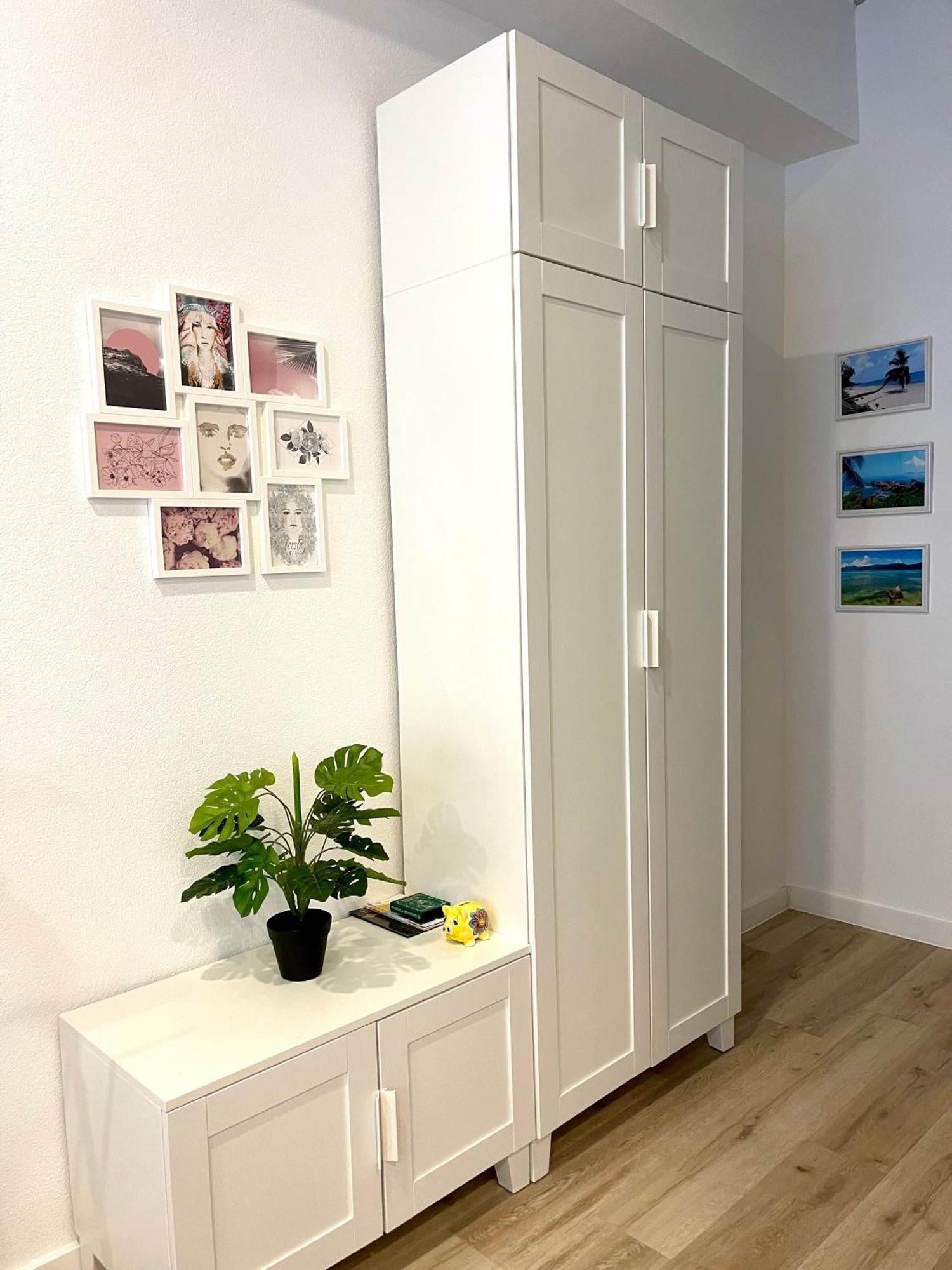 Neu Wunderschoenenes Weisses Apartament Am Schloessle Zentrum Goldstadt 普福尔茨海姆 外观 照片